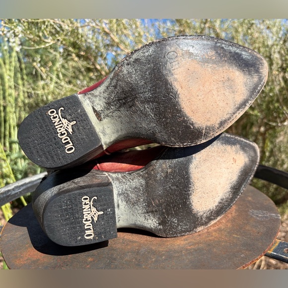 Old Gringo Red Studded Boots - Picture 13 of 16